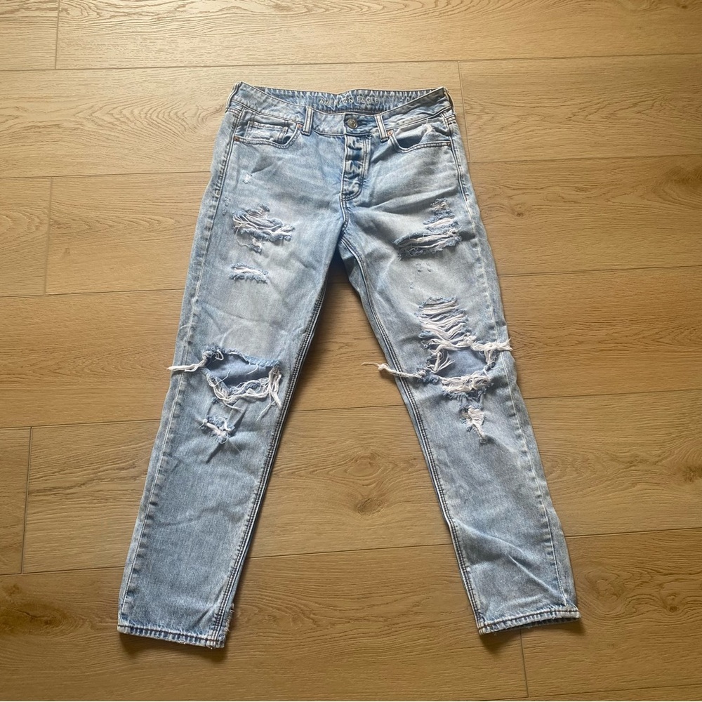 American Eagle Regular Fit Distressed Denim Jeans